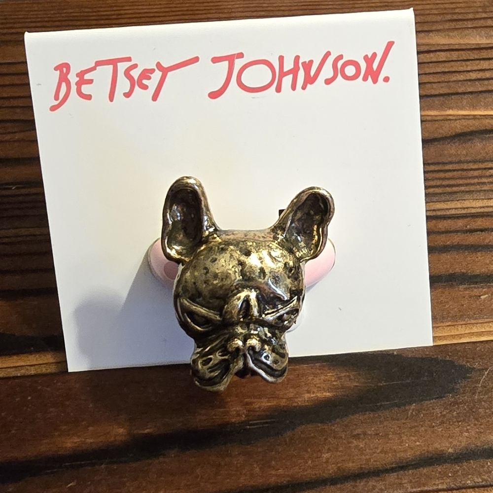 Betsey Johnson Frenchie Ring! Stretch ring! Fits most! - Picture 5 of 11